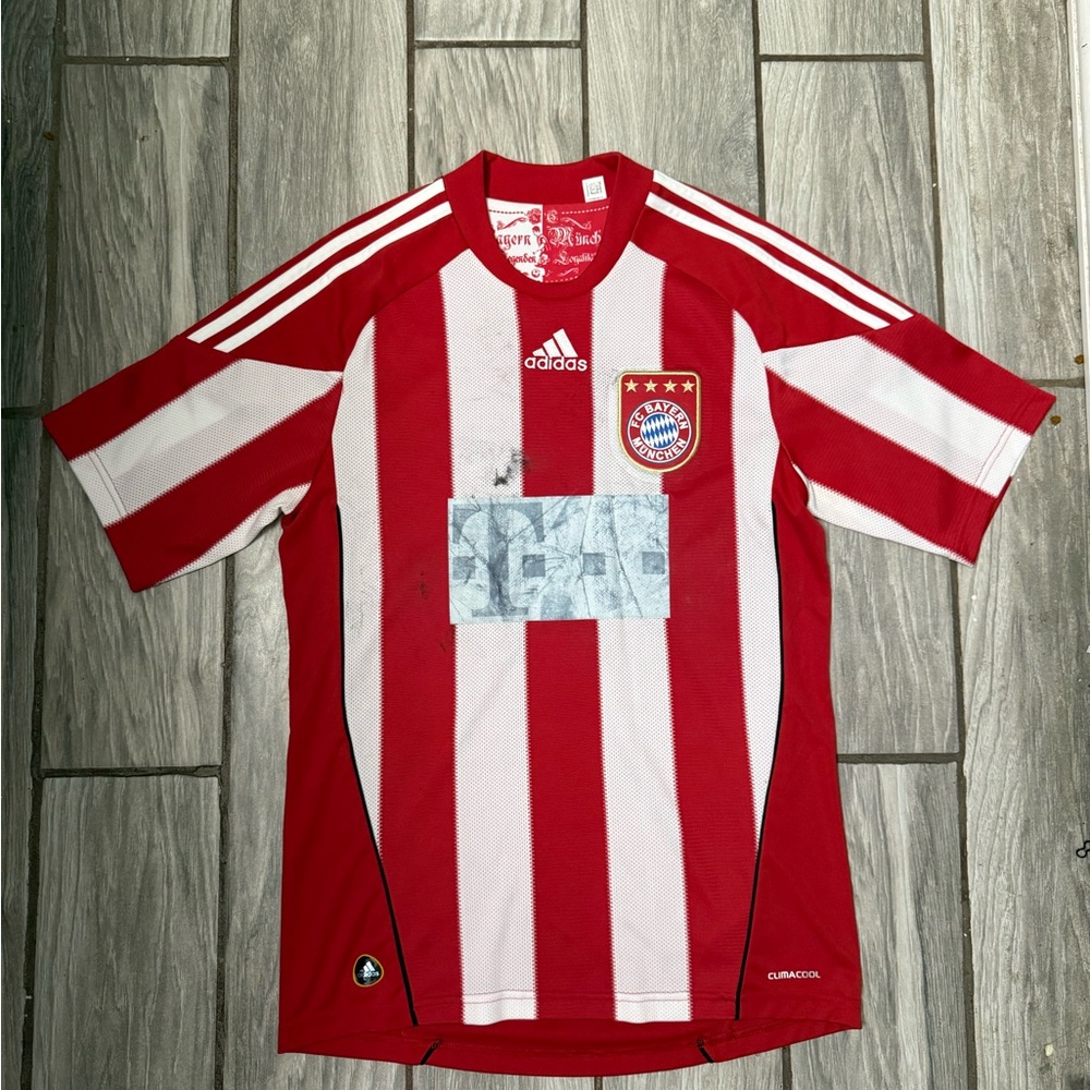 Adidas Bayern Munich 2010/11 Men’s Home Jersey P95790